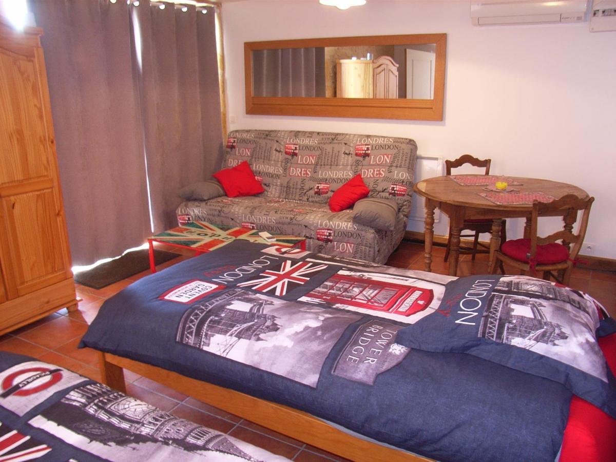 Studio aux Eyzies au coeur de la vallée de l'homme Les Eyzies Esterno foto